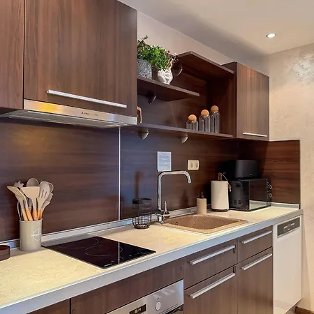 Apartment 2 Bedroom Oliver In Marina *